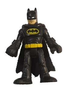 DC COMICS "DARK KNIGHT" BATMAN BLACK & YELLOW 3" ACTION FIGURE PREOWNED - Picture 1 of 6