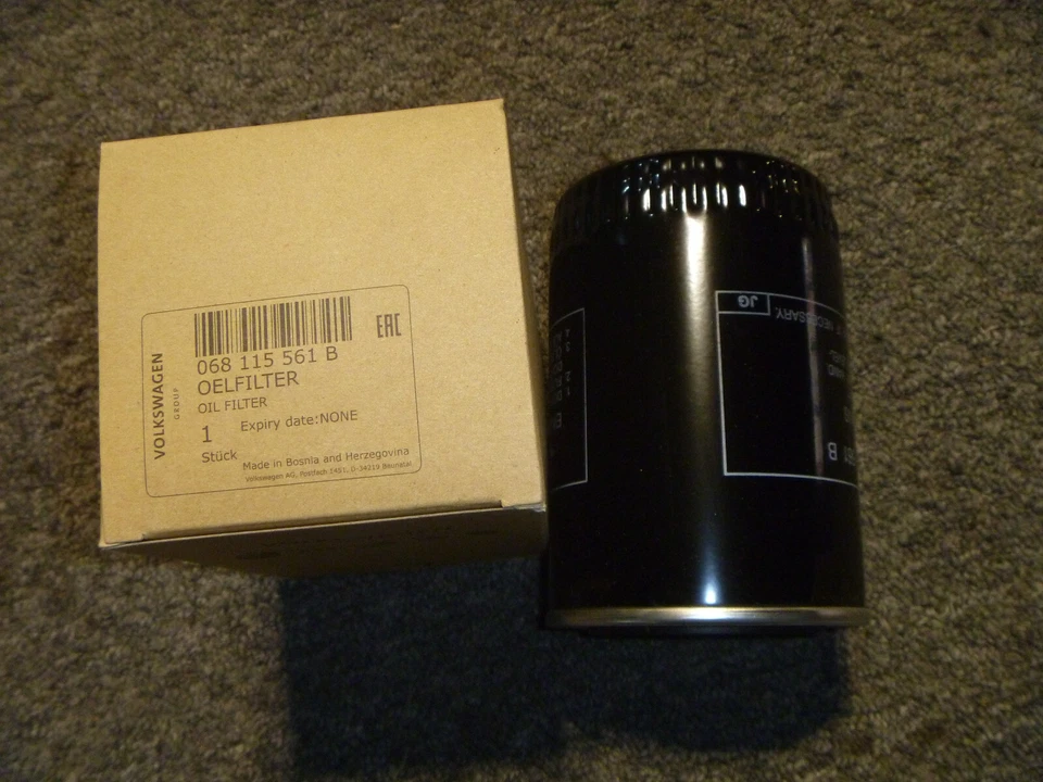 Filtro de aceite Volkswagen Passat Jetta Quantum Golf 1985-2004 068-115-561-B OEM nuevo Foto 1 de 1