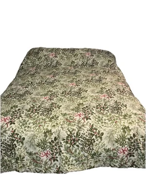 Edredón LAURA ASHLEY Holly Berry/Rojo Pino/Verde Navidad Vacaciones CalKing solamente Foto 1 de 4