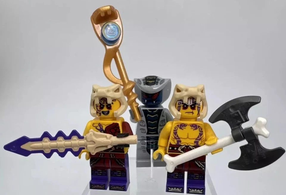 LEGO LOTE DE 3 minifiguras - Ninjago Krait, Kapau, Rattla Foto 1 de 4