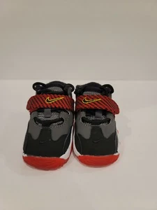 Nike Turf (TD) Sz 2c Toddlers Shoes Fire Red-Black-White-Silver 643231-003 - Picture 1 of 6
