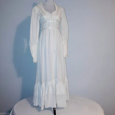 Maxi Vestido Gunne Sax Blanco Ojales Pradera Talla 5 Foto 1 de 4