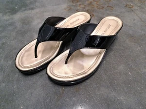ANTONIO MELANI Black Patent Leather Small Heel Slide Sandals Size 6M - Picture 1 of 8