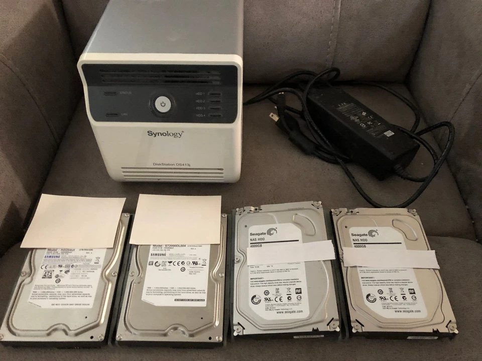 Synology DiskStation DS413j NAS with 12 TB (2x4TB+2x2TB) - Image 1 of 1