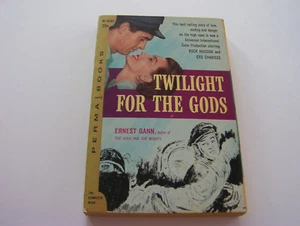 TWILIGHT FOR THE GODS 1958 ERNEST GANN ROCK HUDSON CYD CHARISSE MOVIE TIE-IN - Picture 1 of 2