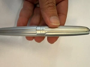 Diplomat Aero Matt Silver Pencil - Picture 1 of 2