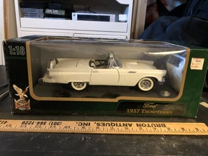 1957 THUNDERBIRD  FREEBOX - Picture 1 of 8