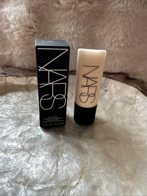 NARS Soft Matte Complete Buildable Coverage Face Foundation 45ml LIGHT 3 GOBI - Image 1 of 4