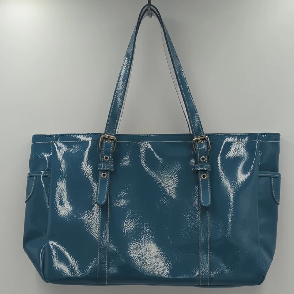 Bolso de mano vintage de vinilo azul suave Matrix para mujer cartera de plástico informal Foto 1 de 4