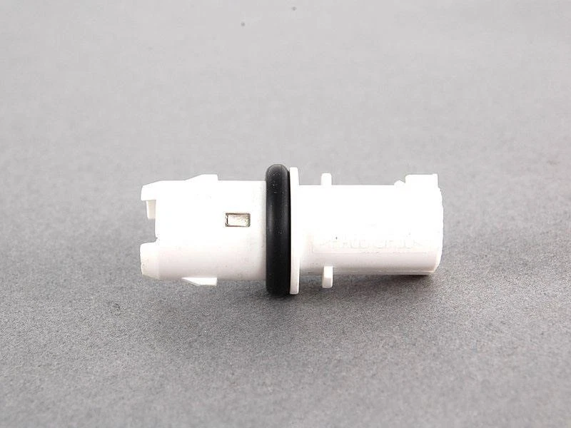 NUEVO OEM GENUINO Bombilla Enchufe BMW 63138382104 Foto 1 de 1