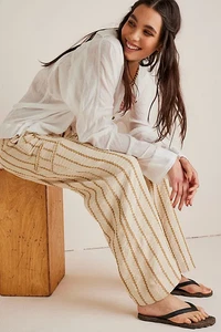 Free People Here For It Relax Flare Trousers Sand Size UK 6 /8 US 2 RRP £118.00 - Picture 1 of 4