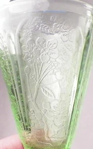 Jeannette Cherry Blossom Tumbler Green Depression Glass 4 oz Footed Vintage - Picture 1 of 4