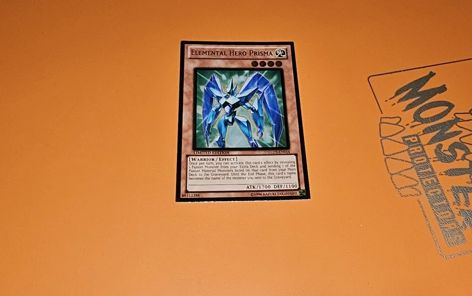 Yugioh Elemental Hero Prisma GLD3-EN014 Gold Series 3 Ultra Rare Near Mint! - Image 1 of 1