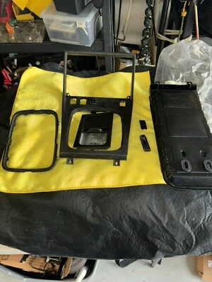 83-87 Porsche 944 Center Console Gear Shifter Frame Cover Trim Panel OEM Plus+ Foto 1 de 2