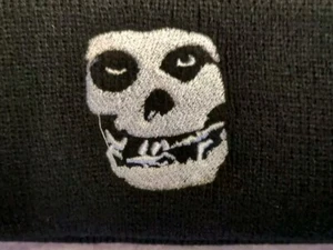 Authentic - MISFITS - Logo Black Knit Beanie NEW Warm Hat Cap Insulated  - Picture 1 of 3