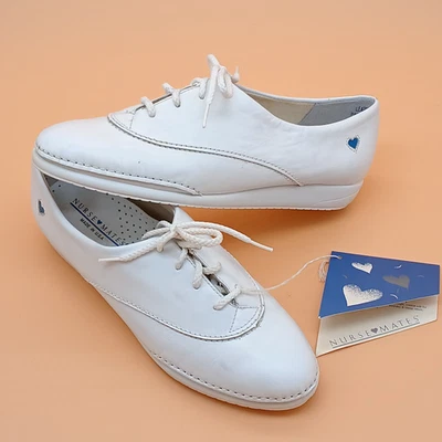 Zapatos de Trabajo 7 M Vintage Enfermera Compañeras Sin Cordones Cuero Blanco Soporte Tacón Limpios Foto 1 de 4