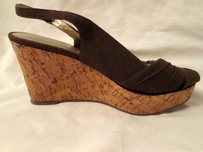 NINE WEST Sandalia de cuña marrón de lona y corcho con cordones de 3,5" para mujer 7 mediana *Bonita Foto 1 de 3