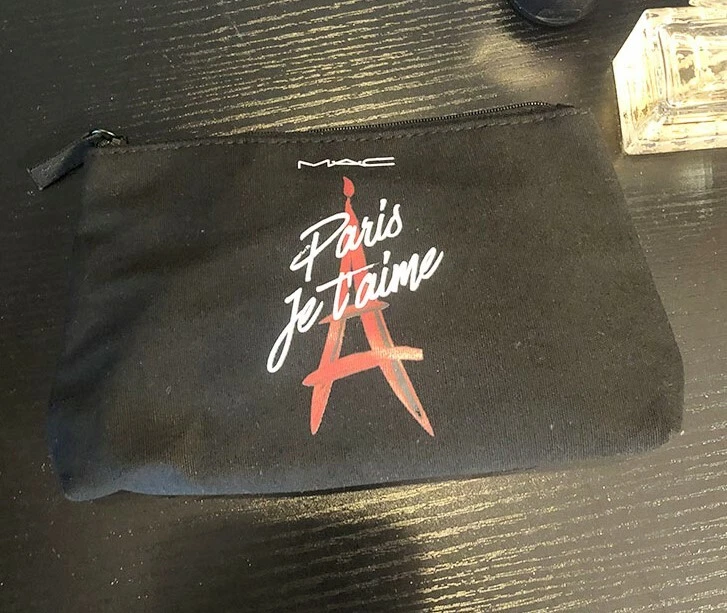 1x MAC Paris Je'Taime Black Makeup Cosmetic Bag / Pouch / Case / Clutch, NEW - Image 1 of 4