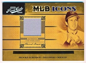 2005 Playoff Prime Cuts Brooks Robinson MLB Icons Jersey SP #MLB-7 (06/11)