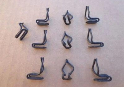 10 VINTAGE DOOR PANEL/TRIM CLIPS! FOR CLASSIC/VINTAGE VEHICLES - CAR PICKUP ETC - Image 1 of 2