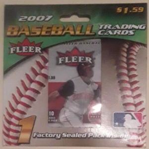 2007 FLEER MLB BASEBALL card Pack, 10 Factory Sealed Trading Cards New - Picture 1 of 3