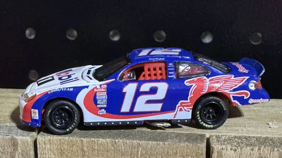 1999 Action #12 Jeremy Mayfield Mobile1 Ford Taurus 1:24 Scale Die-Cast Car - Image 1 of 4