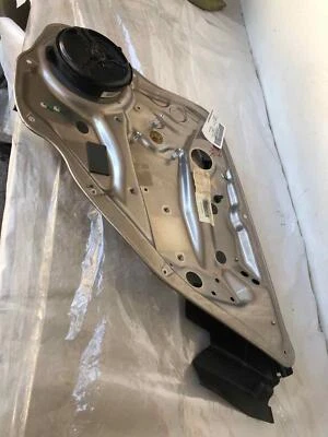 Regulador de ventana de puerta trasera Mercedes Benz C300 2008-2014 con panel derecho de altavoz Foto 1 de 4