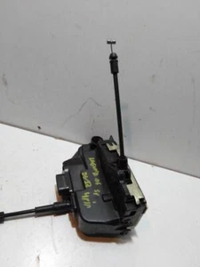 Cerradura puerta delantera izquierda Renault Laguna II 1.9 dCi (100 cv) - Imagen 1 de 4