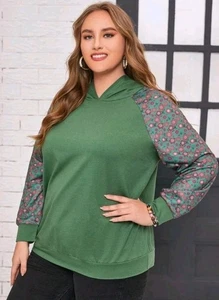 Plus Size Floral Print Hoodie - Picture 1 of 4