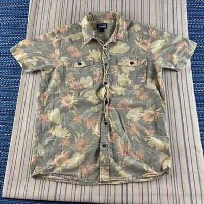 Camisa Patagonia Para Hombre Mediana Gris Verde Amarillo Floral Algodón Orgánico Abotonada Foto 1 de 4
