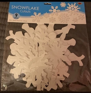 Christmas Snowflake Cutouts 9 pieces - Picture 1 of 3