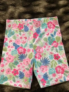 Tommy Bahama Girls Pink Flowers  Glitter Shorts Size 7-8 - Picture 1 of 3