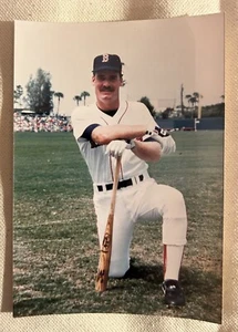 Lote de tarjetas deportivas vintage. Más de 300 tarjetas. Incluye una foto de Wade Boggs. #35. - Imagen 1 de 24