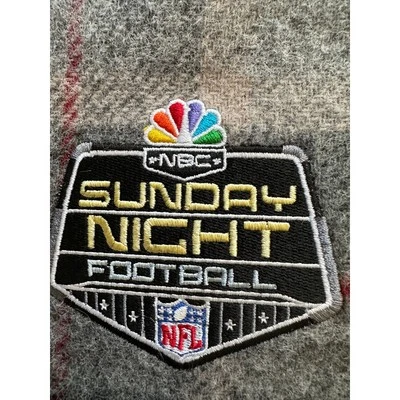 PENDELTON plaid wool blanket NBC SUNDAY NIGHT FOOTBALL LOGO, NFL, gray fringed  - Image 1 of 4