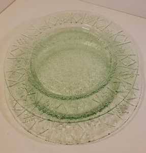 2 Vintage Etched Glass Mint Green Dinner Plates Textured Dishes 10" Serving Tray - Picture 1 of 8