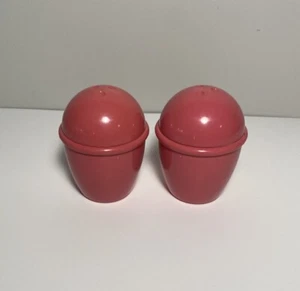 Little Tikes Salt And Pepper Pink Shakers Pretend Play Replacement Vintage C - Picture 1 of 4