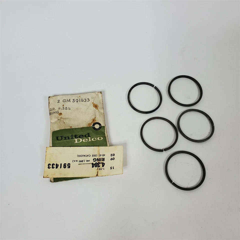 48-67 Chevrolet Trucks Transmission Synchronization Rings LOT of 5 GM 591433 NOS - Image 1 of 3