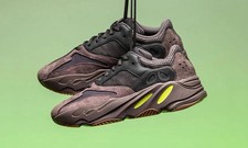 adidas yeezy 700 hombre marrón
