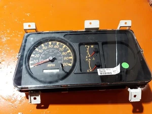 International Isuzu Cluster 897369 - Foto 1 di 3