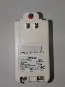 Honeywell Resideo Plug-in Class 2 Power Supply Part No. 300-04705V1 - Picture 1 of 2