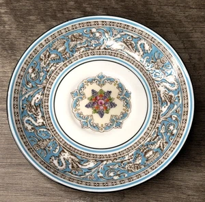 WEDGWOOD FLORENTINE PATTERN TURQUOISE FRUIT CENTER 5-3/4" SAUCER MADE IN ENGLAND - Picture 1 of 4