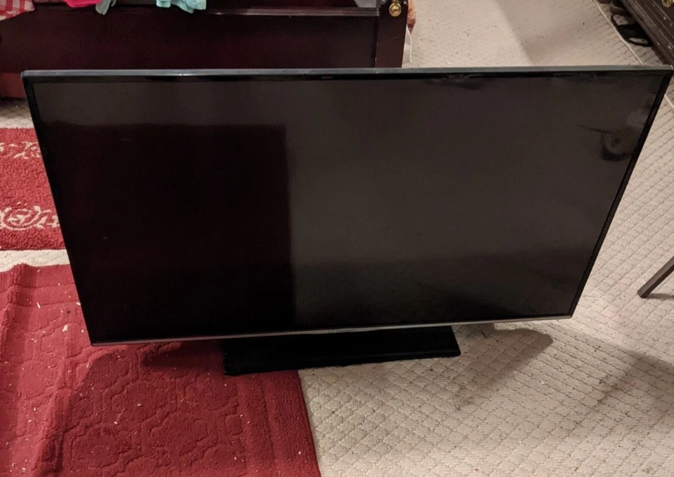Changhong 49 Inch LED TV For Parts or Repair Local Pick Up Only - Image 1 of 3