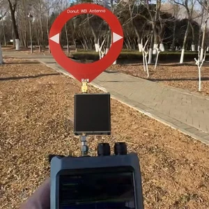Flexible Use of Upgraded Donut Antenna Across Various Devices and Frequencies - Afbeelding 1 van 12