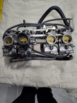 1981 年本田 CBF 900 汽化器汽化器总成 — 第 1/4 张图片