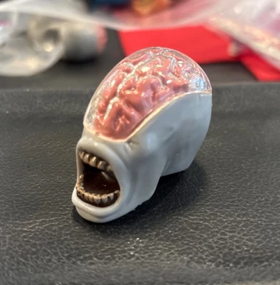 DC Universe Classics Validus Monster Head Part ONLY Fodder BAF - Image 1 of 4