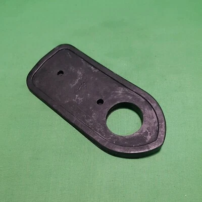 for JAGUAR XJS SPORTS RIGHT HAND SIDE MARKER LAMP GASKET BD46717 GENUINE - Image 1 of 3