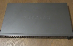 Netgear ProSAFE S3300-52X GS752TX 52-port Gigabit Stackable Smart Switch - Picture 1 of 5