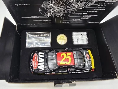 2001 Team Caliber Owners Series UAW-Delphi #25 Jerry Nadeau Monte Carlo 1/24 - Image 1 of 4