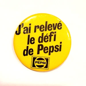 Vintage French PEPSI CHALLENGE pin button 1990s Quebec - Canada soda pop ads - Picture 1 of 1