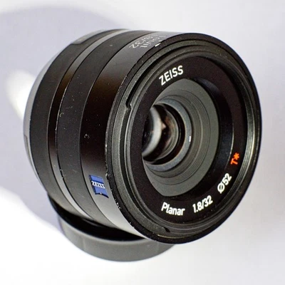 Zeiss Touit 32mm f/1.8 | Fujifilm X mount | Lens Hood & Cap | Free Shipping USA - Image 1 of 4